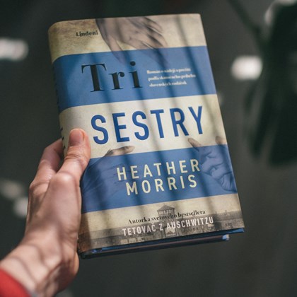 Tri sestry - nový román autorky bestsellera Tetovač z Auschwitzu o slovenských hrdinkách