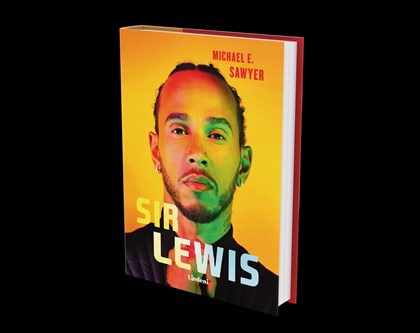 SIR LEWIS – V LINDENI VYCHÁDZA BIOGRAFIA NAJÚSPEŠNEJŠIEHO JAZDCA F1 LEWISA HAMILTONA
